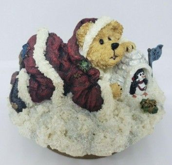 Kris Kringle & Waddles... Santa Stop Here