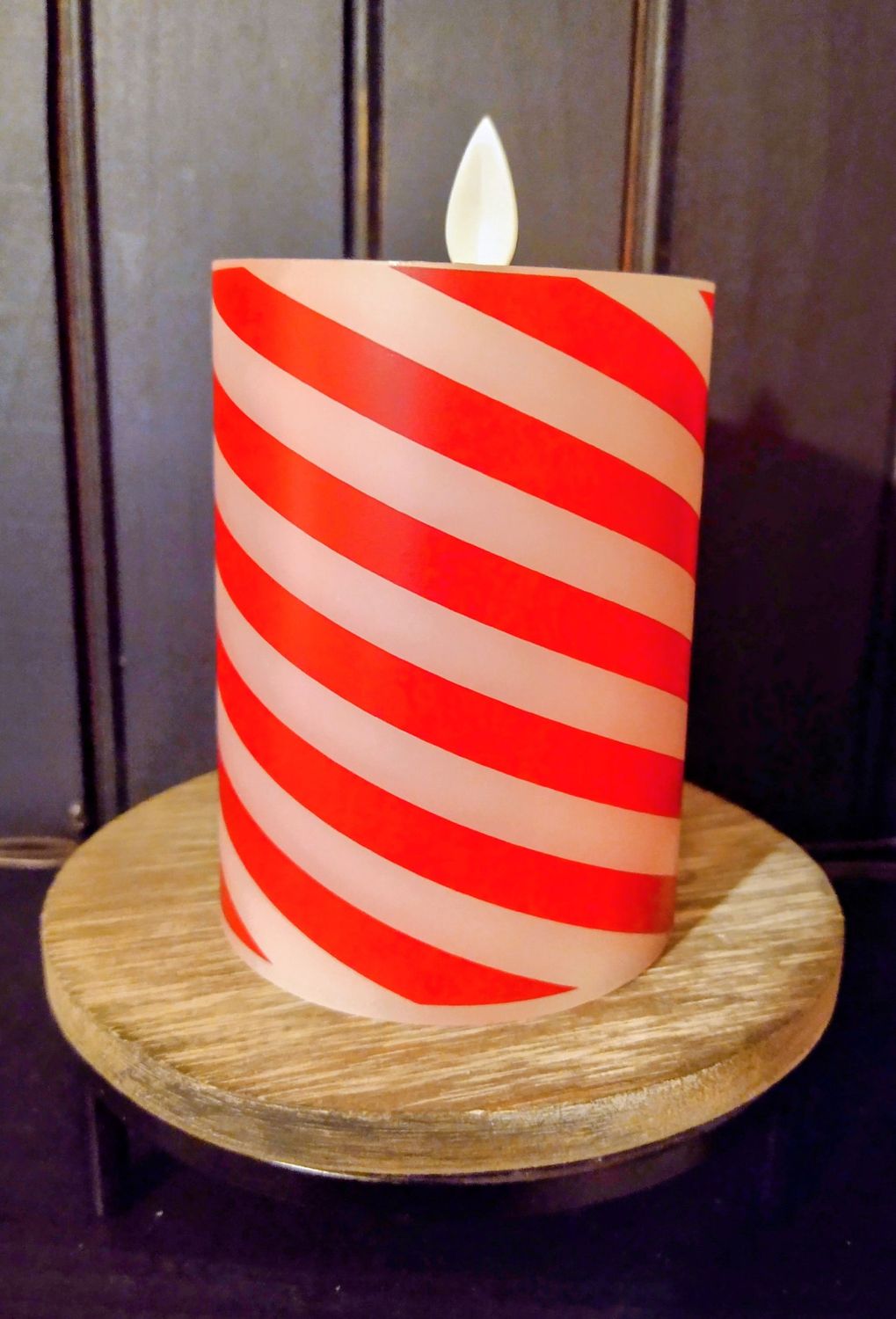 Candy Cane Moving Flame 3x4 LED Candle Candy Cane Moving Flame 3x4 LED Candle