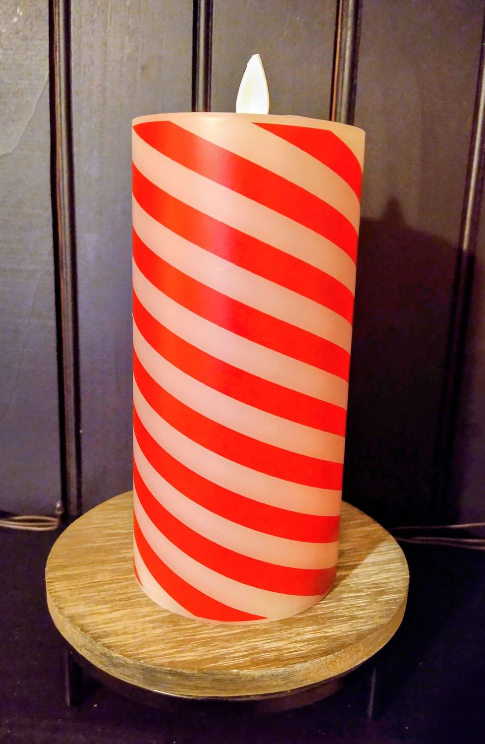 Candy Cane Moving Flame 3x6 LED Candle Candy Cane Moving Flame 3x6 LED Candle