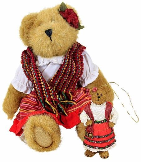 Bailey in Latin America w/ Ornament Bailey in Latin America w/ Ornament