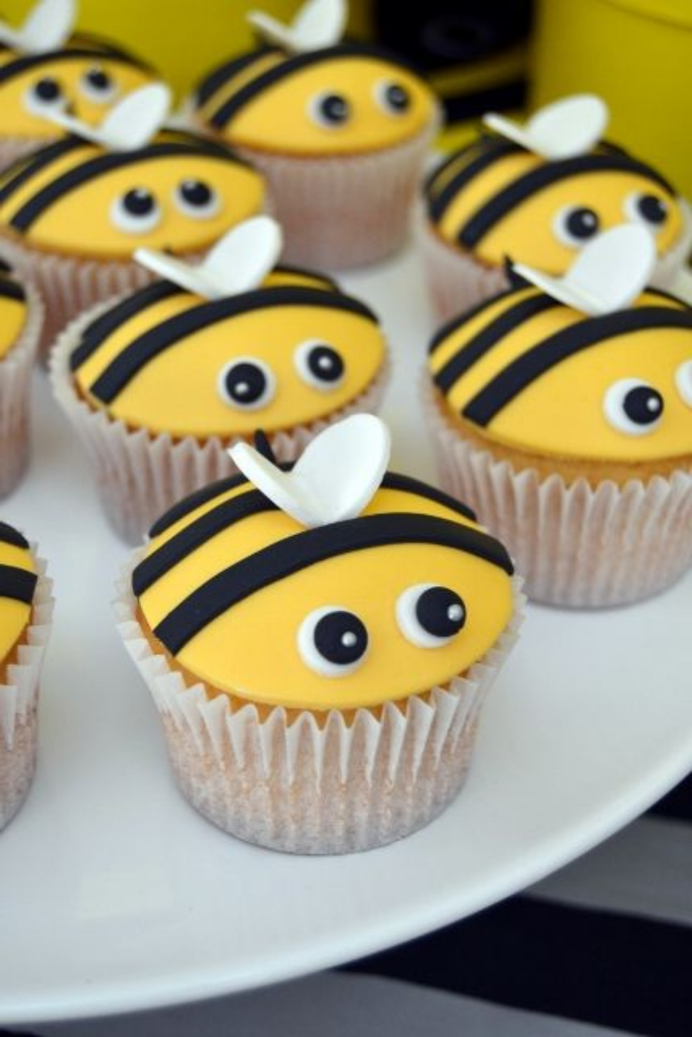 8+ Bumblebee Cupcakes - School Holiday Workshop for Kids - Wednesday 30 September 2020 - 1pm to 3pm 8+ Bumblebee Cupcakes - School Holiday Workshop for Kids - Wednesday 30 September 2020 - 1pm to 3pm