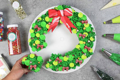 (7+) Pull-a-part Christmas Wreath - Workshop for KIDS - Sunday 24th December 2023 (11am - 12.30pm)