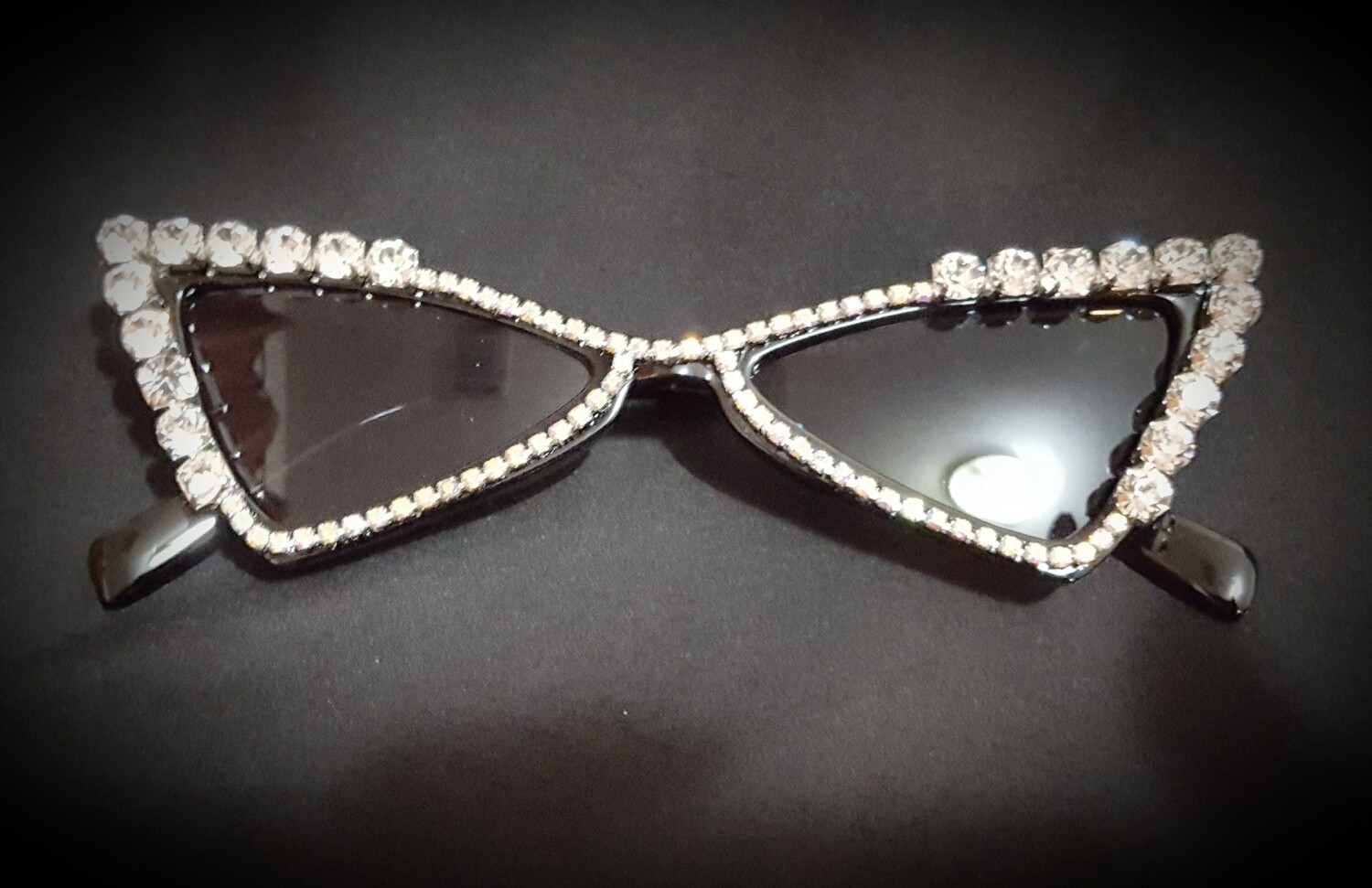 Triangle Tri Diamond Cat Sunglasses
