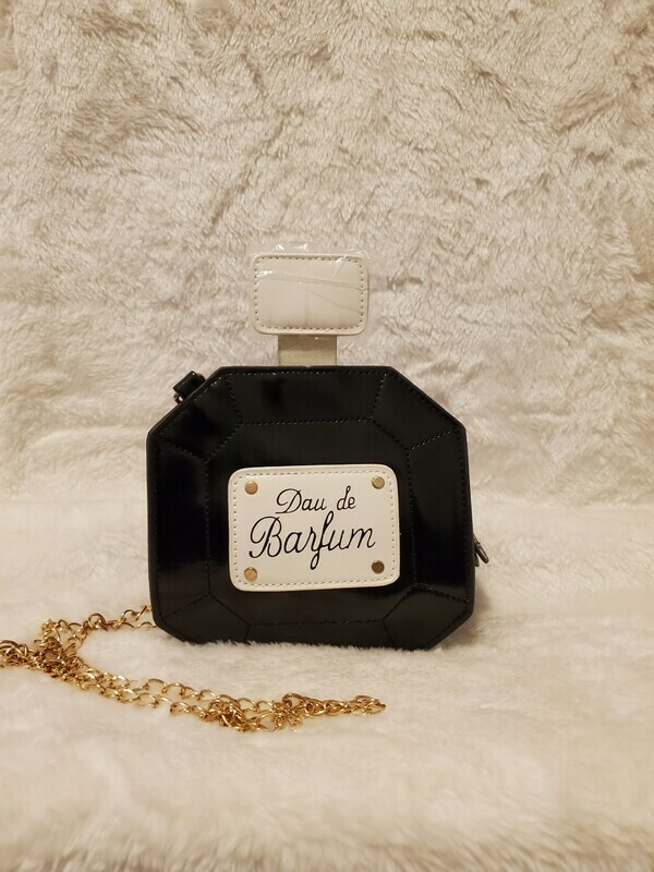 Charmed Perfumed Pursenality