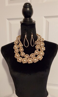 Living Golden Necklace Set