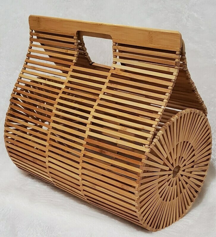 Summer Wooden Basket Pursenality