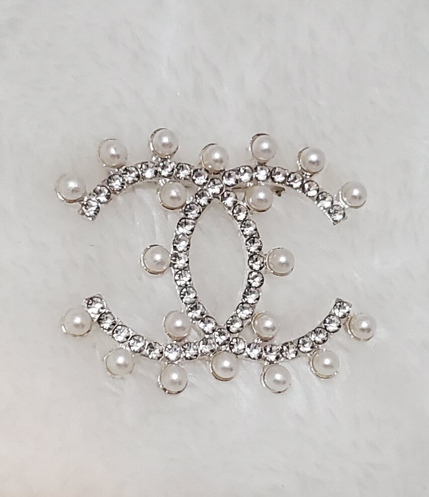 Diamonds and Pearls Chanel