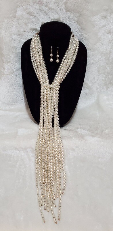 Long  Multi Pearls Set