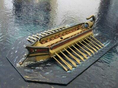 10mm Liburnian oars out of the water