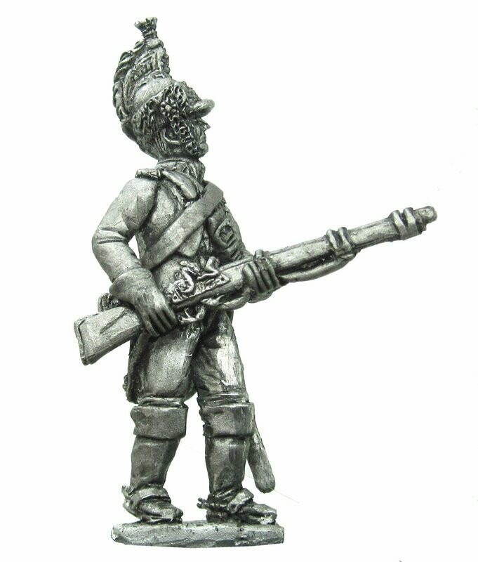 40mm dismounted French Dragoon advancing at low port
