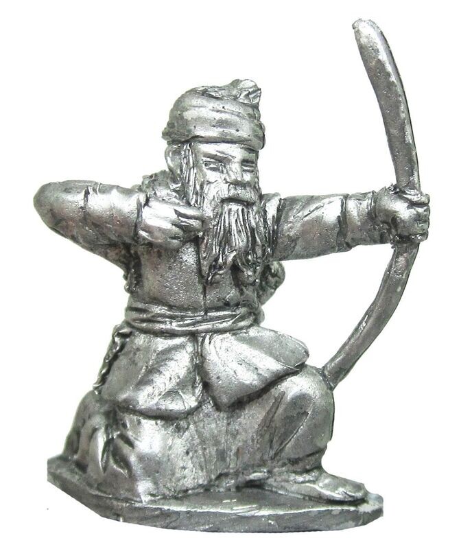28mm Ainu kneeling archer