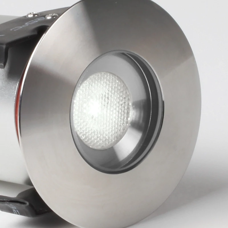 LED Bodenstrahler |  Aluminium gehärtetes Glas | befahrbar
