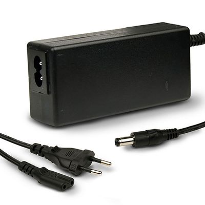 LED Trafo 24V | 60 Watt mit Rundstecker
