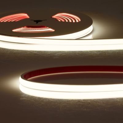 LED Streifen außen in 2700Kelvin | Flextube MiniCut mit 10W/m und 800Lm/m