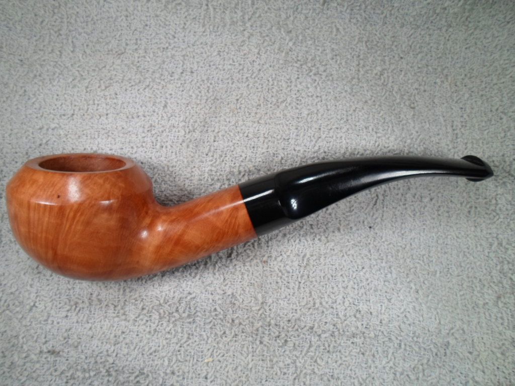 Quarter Bent Bulldog by Christie Quarter Bent Bulldog by Christie