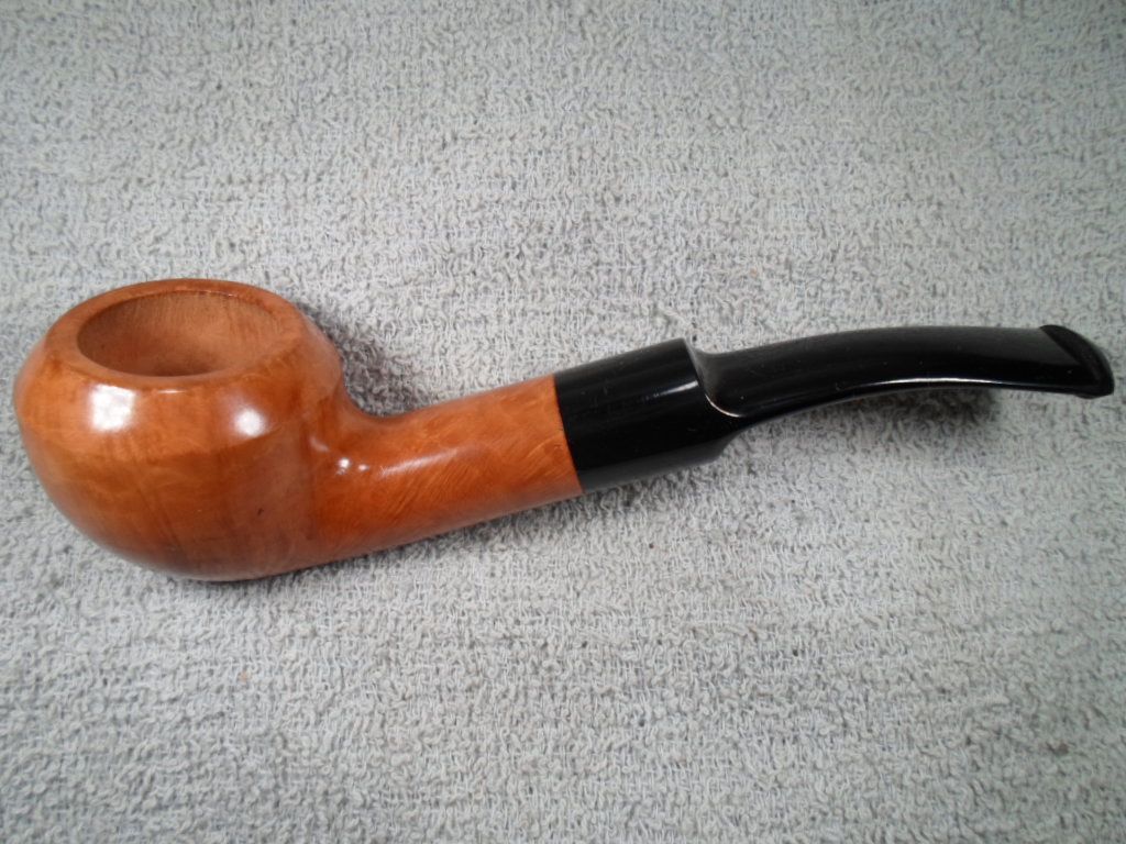 Quarter Bent Bulldog by Christie