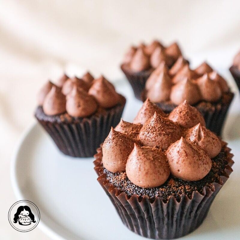 Moist Chocolate Cupcakes