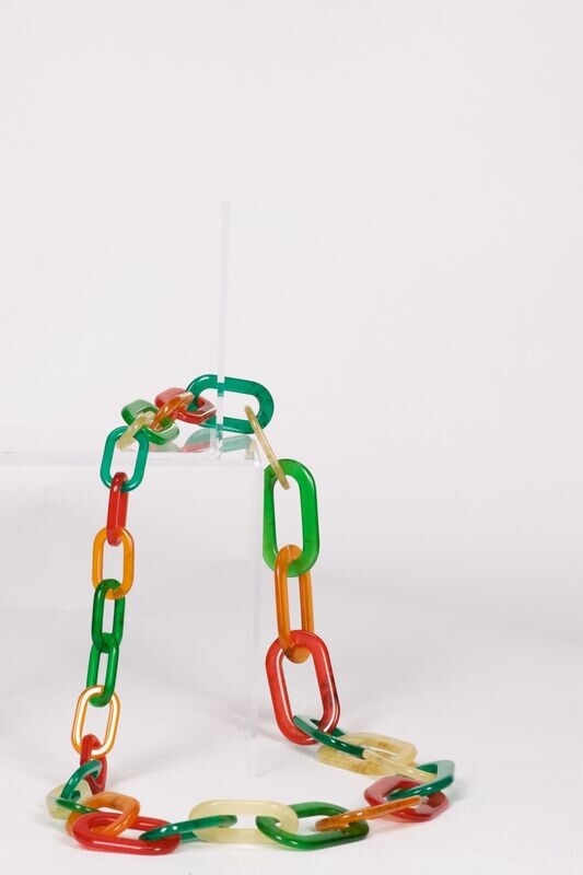 Collier résine maille multi foncé