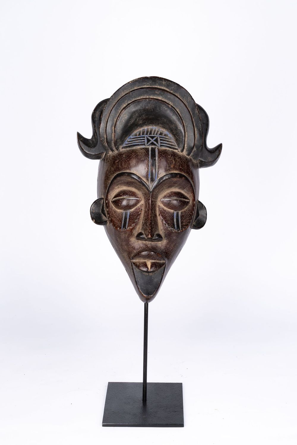 MASQUE EKON EBUKI