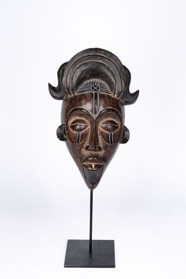 MASQUE EKON EBUKI