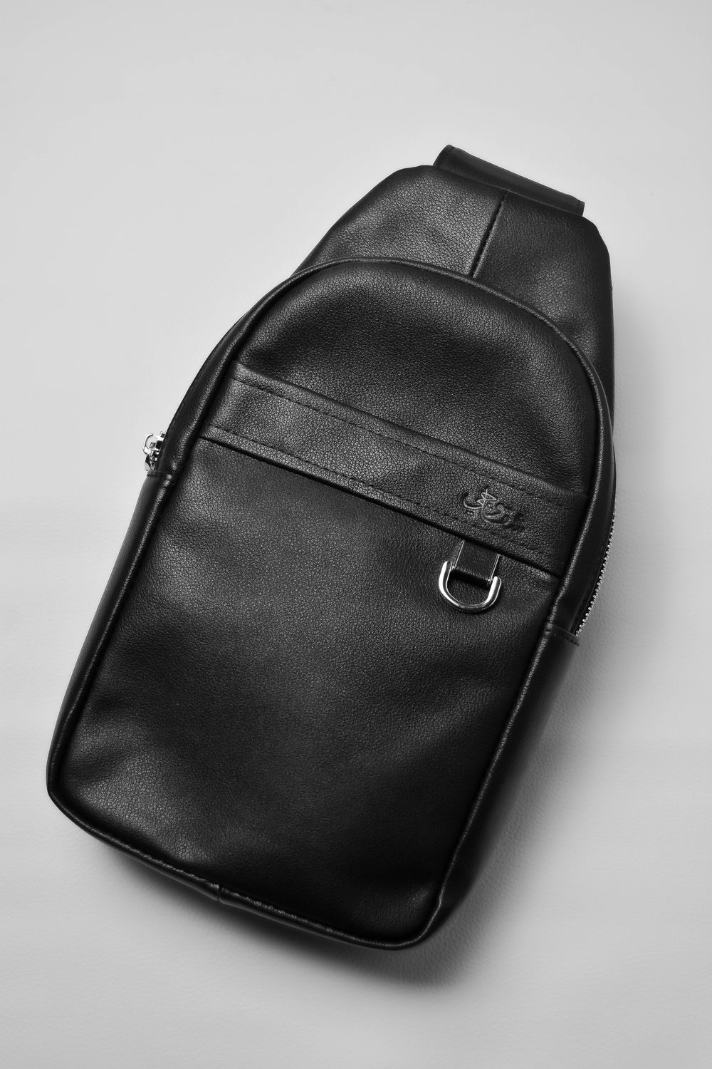 حقيبة كروس بدي للسفر جلد طبيعي