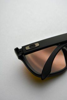 Oakley Holbrook