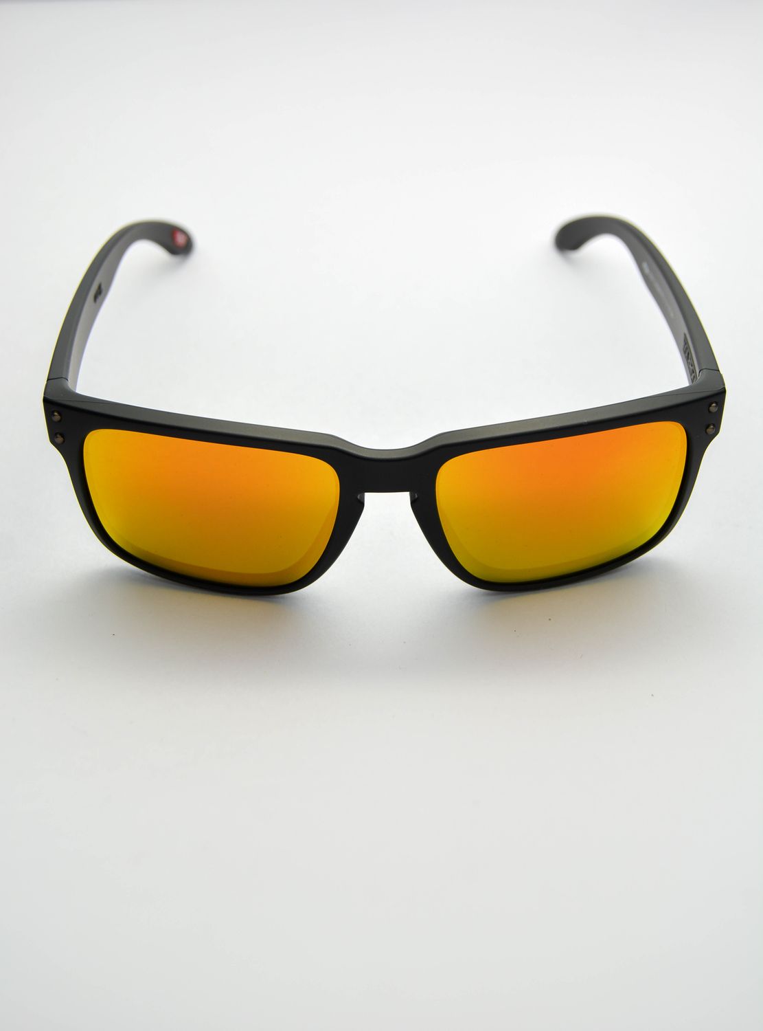 Oakley Holbrook