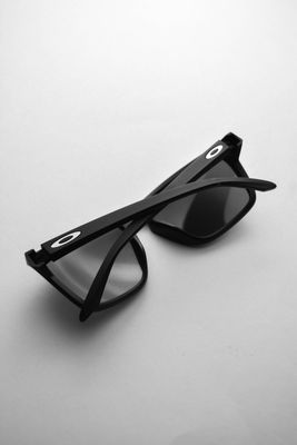 Oakley Sylas