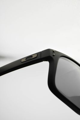 Oakley Holbrook OO9102