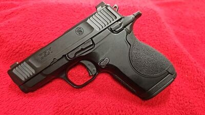 Pistola Smith & Wesson CSX