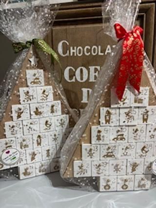 NOEL CALENDRIER DE L'AVENT EN BOIS 2 personnes NOEL CALENDRIER DE L'AVENT EN BOIS 2 personnes