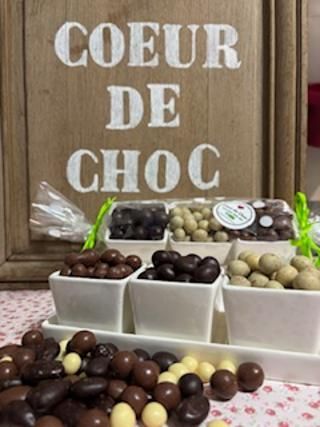 PLATEAU Petites Boulettes mélange Lait Noir et blanc 330g PLATEAU Petites Boulettes mélange Lait Noir et blanc 330g