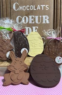 PAQUES Tablette en forme de lapin chocolat noir - 120g
