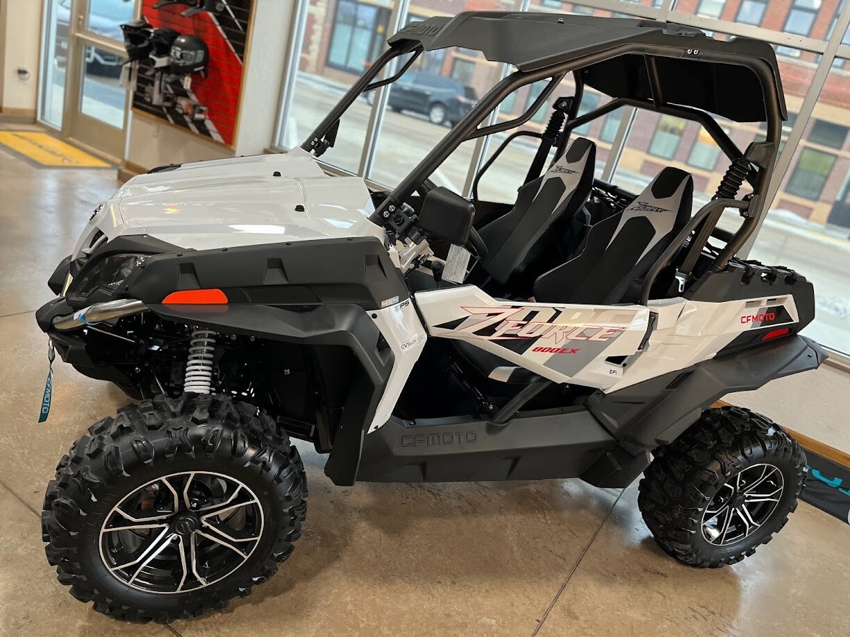 2022 CFMOTO ZFORCE 800 EX EPS SSV 4x4 White