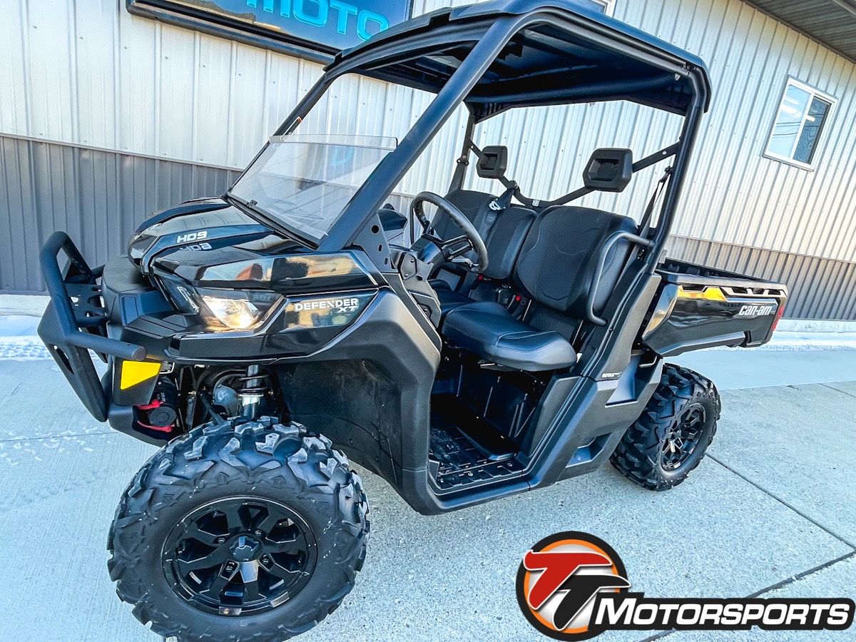 2025 Can-Am Defender XT HD9 DPS 4x4 Black