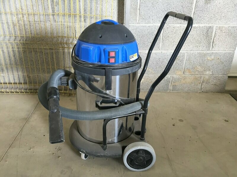 ASPIRATEUR Eaux/ Poussières