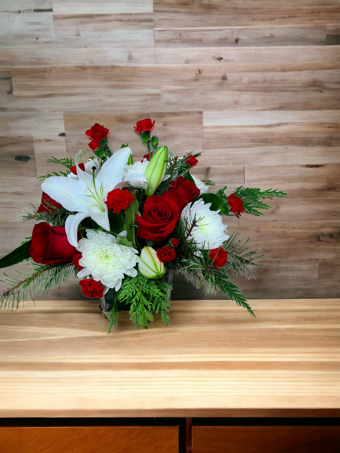 Classic Christmas Centerpiece