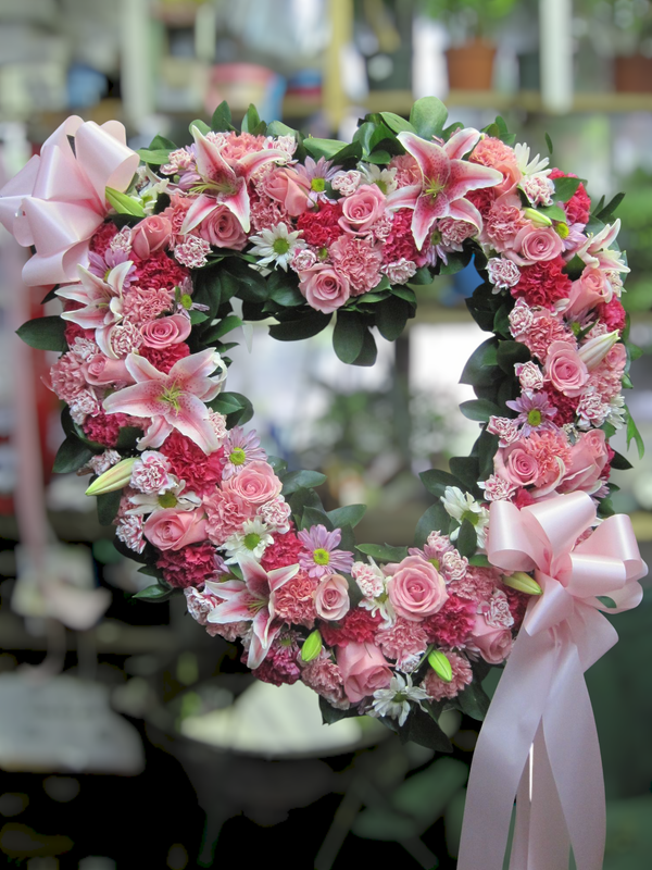 Open Heart in Mixed Shades of Pink