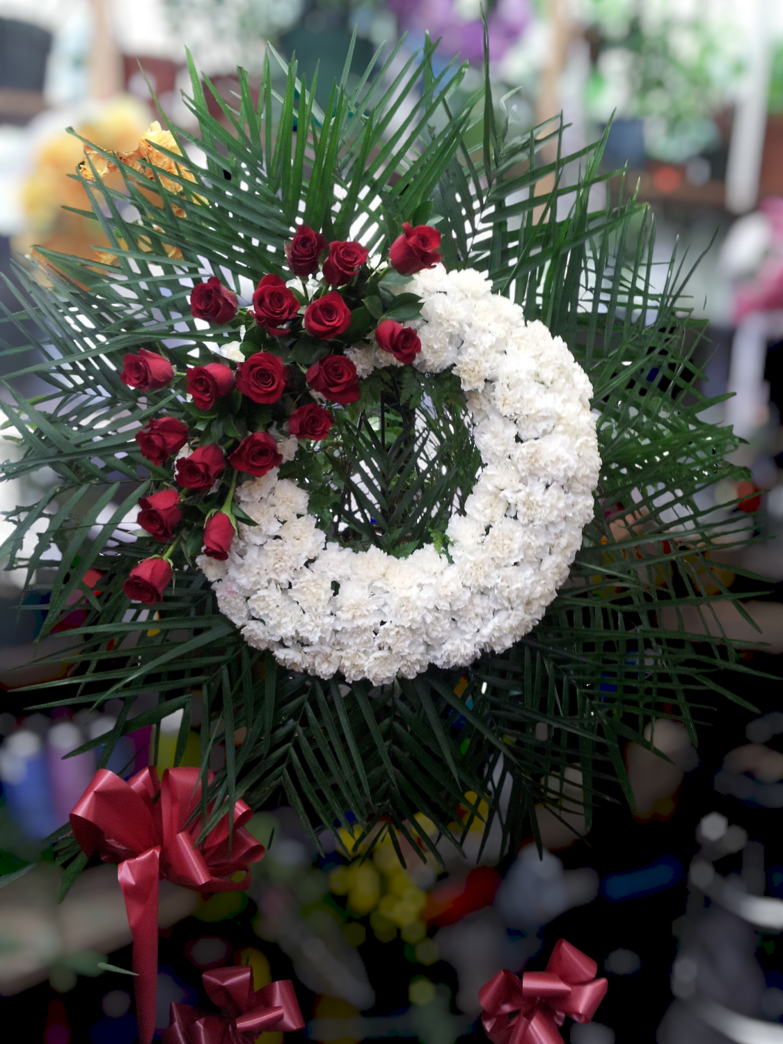 Classic Red And White Wreath