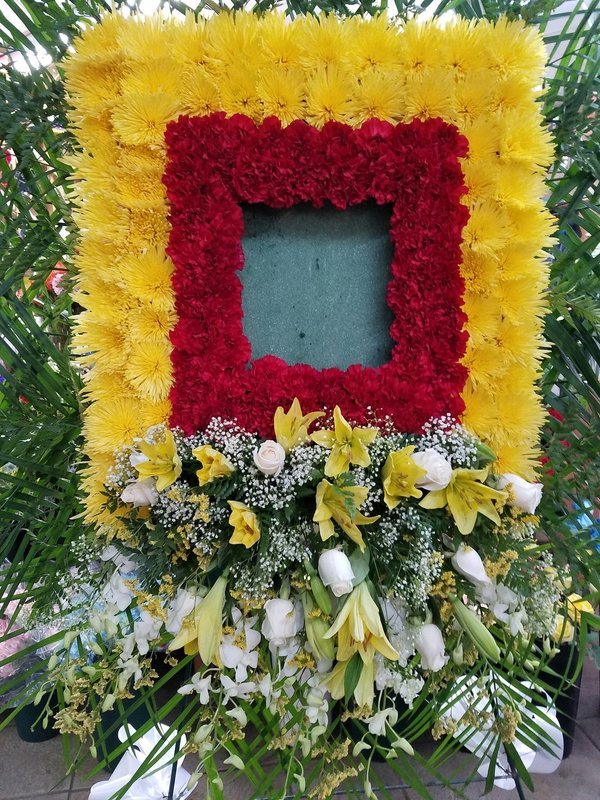 Tribute Picture Frame