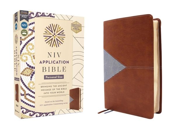 NIV Application Bible, Personal Size, Leathersoft, Brown/Blue NIV Application Bible, Personal Size, Leathersoft, Brown/Blue