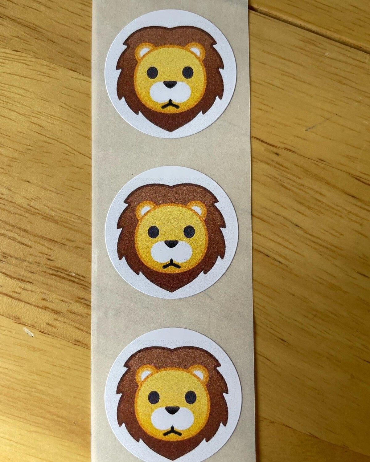 Leo the Lion printed circle sticker 35mm