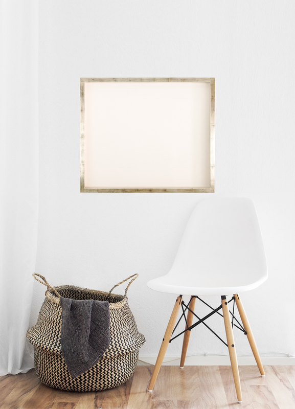 Handgefertigter Bilderrahmen, komplett mit Weißgold vergoldet. Passend für Bildgröße bis 59,9 x 71,9 cm