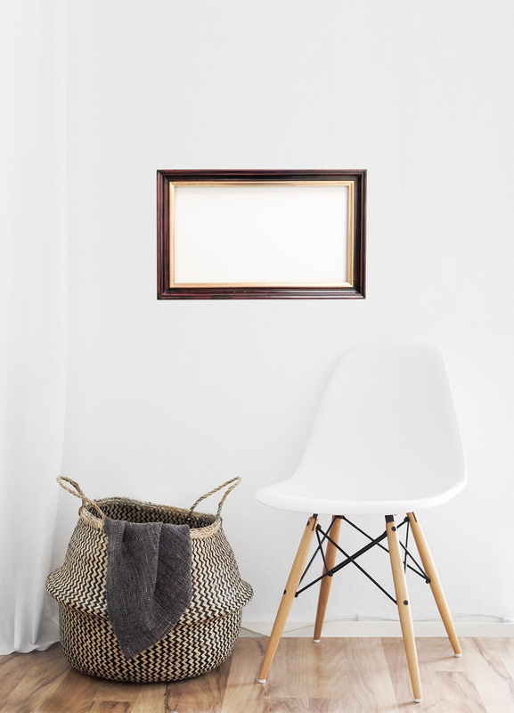 Handgefertigter Bilderrahmen, teilvergoldet. Passend für Bildgröße bis 33 x 53 cm Handgefertigter Bilderrahmen, teilvergoldet. Passend für Bildgröße bis 33 x 53 cm