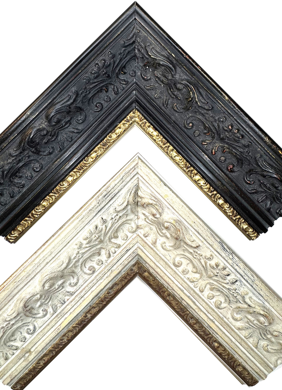 Classic picture frame with strongly decorated surface, 68 mm wide, two variants to choose from.  Tailored to measure.