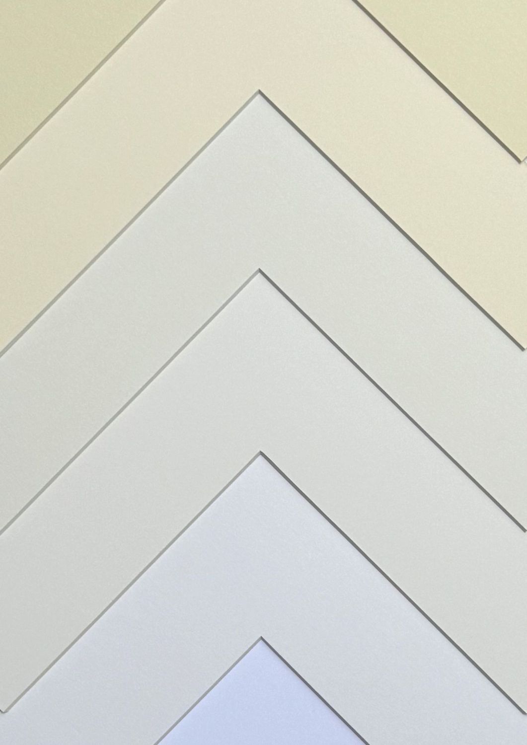 Your matboard in your desired format! Four shades of white to choose from. 2 mm thick