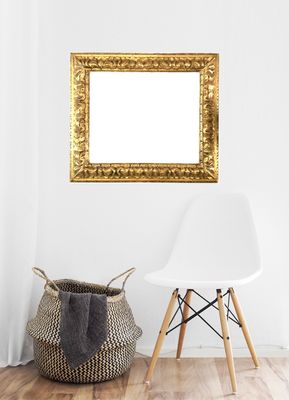 -leichte Beschädigung- Bilderrahmen, handgschnitzt, komplett Gold belegt. Passend für Bildgröße bis 50,3 x 60,3 cm