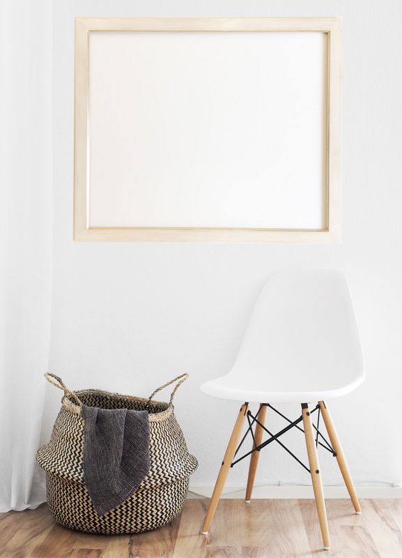 Handgefertigter Bilderrahmen, teilversilbert. Passend für Bildgröße bis 79,9 x 98,5 cm