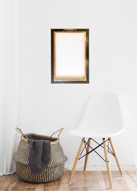 Einzelstück, perfekt für Urkunden o.ä! Bilderrahmen, teilvergoldet, mit Schleifenornament. Passend für Bildgröße bis 34 x 53 cm Einzelstück, perfekt für Urkunden o.ä! Bilderrahmen, teilvergoldet, mit Schleifenornament. Passend für Bildgröße bis 34 x 53 cm