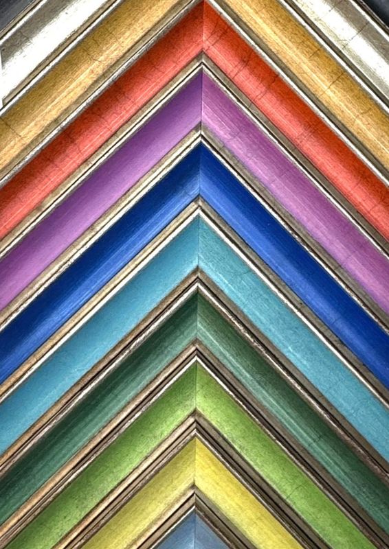 Colorful frame in Biedermeier style, 12 colours to choose from. Antique silver with colored lamination throat. Tailored to measure.